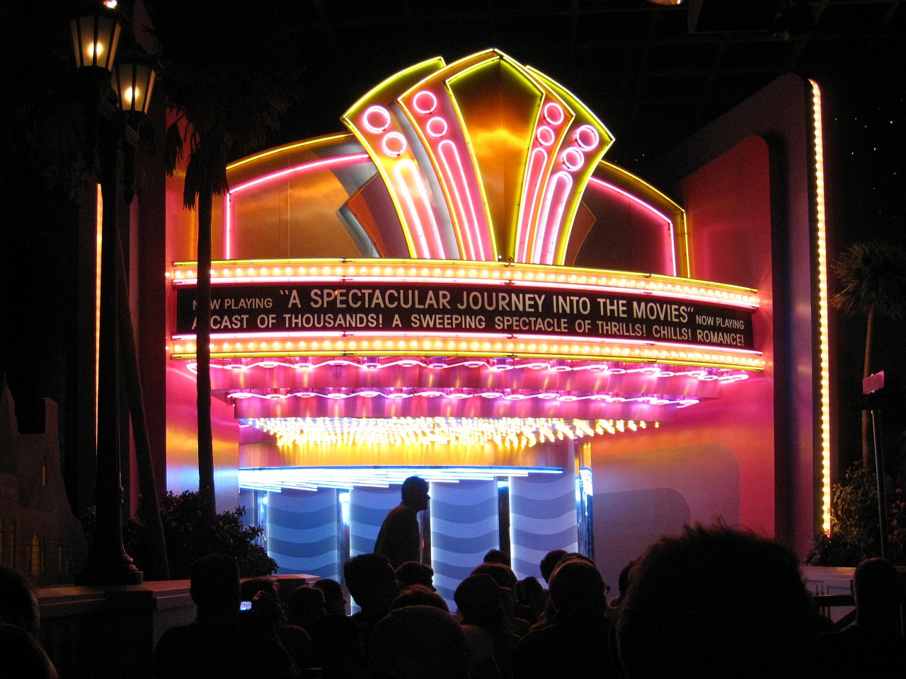 Vacation 2007-12 - Beaches Disney Hotels 0931.jpg - On the 2007-08 Florida vacation we visited beaches from Fort Myers to Sanibel Island sampling local food along the way. Green water and white sugar beaches! Arriving at Disney World we visited several of the theme resorts.